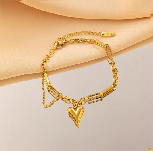 Amara Chain Heart Bracelet