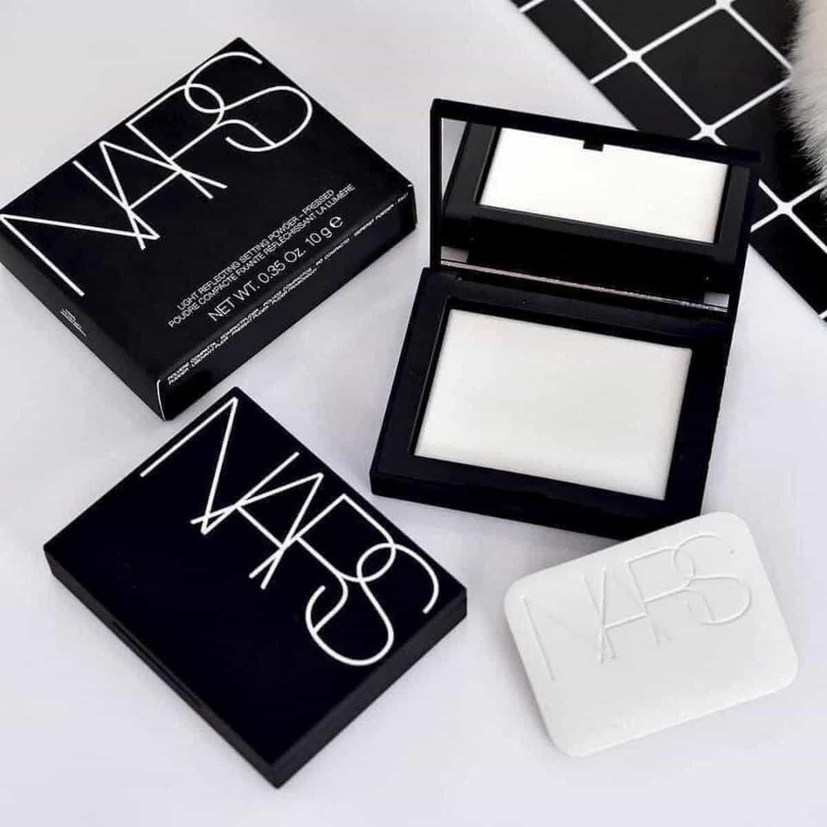 NARS Light Reflecting Setting Powder