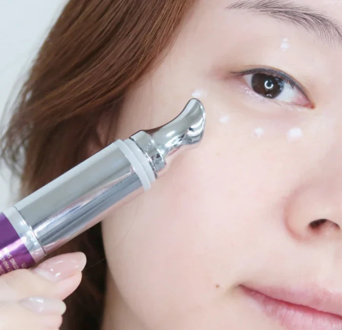 VT Reedle Shot Lifting Eye Cream